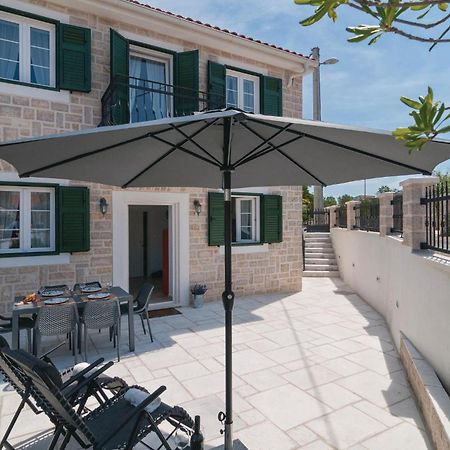 Stunning Home In Primosten With Kitchen Primošten Exterior foto